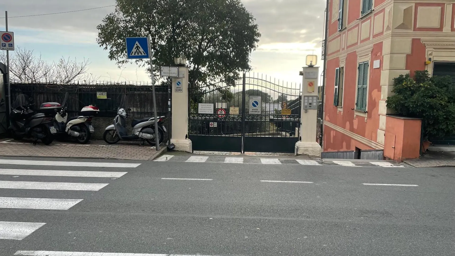 La Casa Di Samantha A Villa Regina A Picco Sul Mare Con Piscina Pieve Ligure
