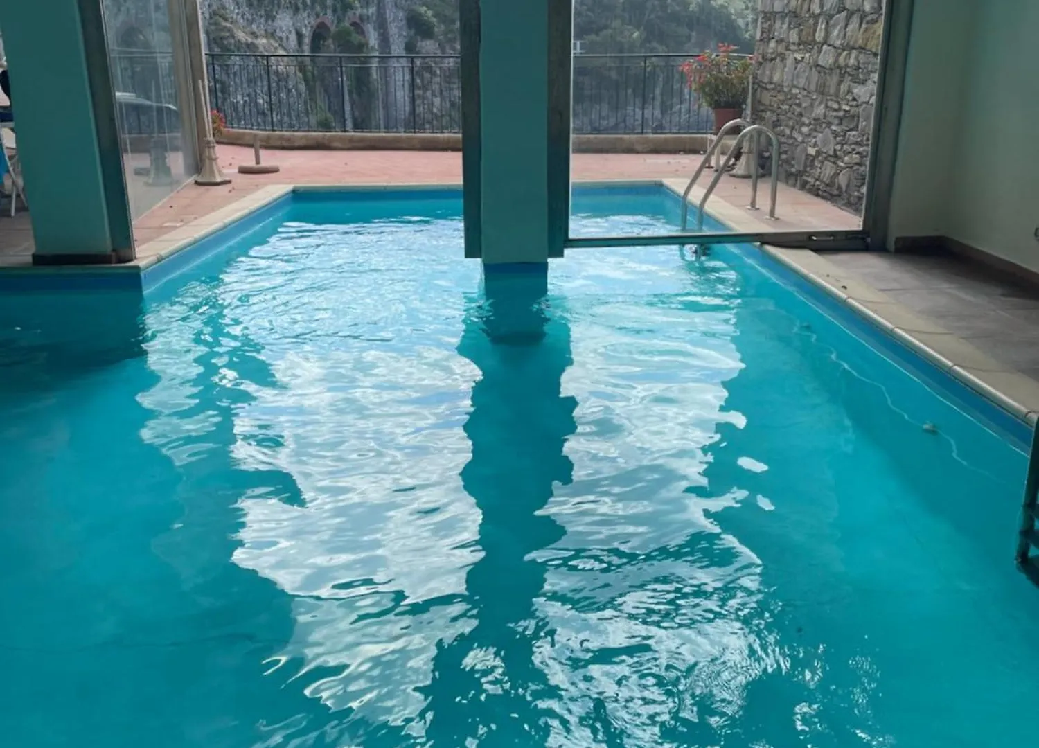 La Casa Di Samantha A Villa Regina A Picco Sul Mare Con Piscina Pieve Ligure Italy